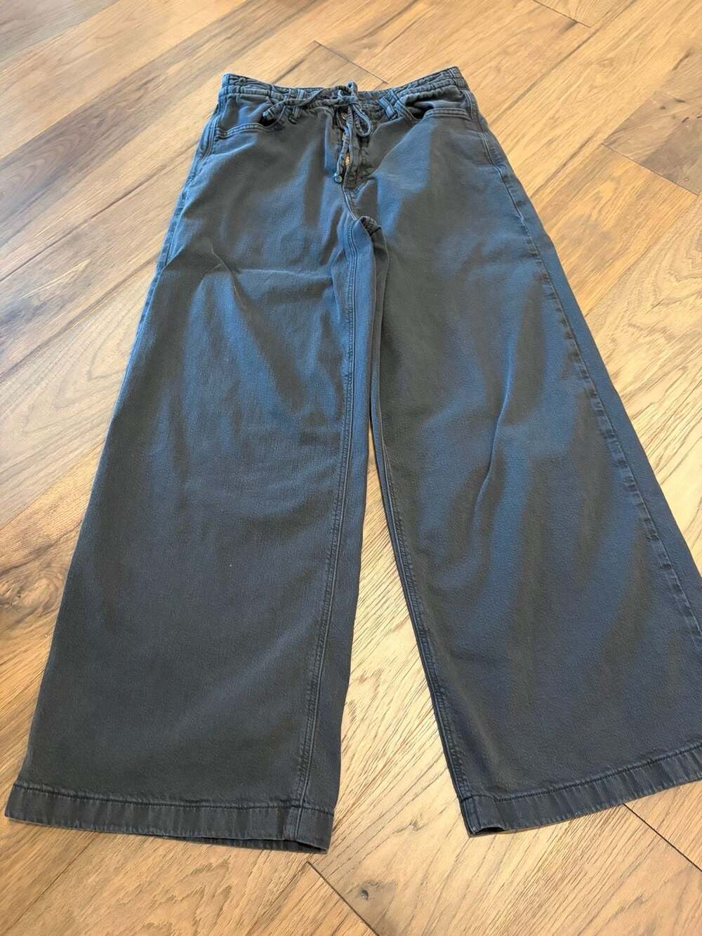 American Eagle Stretch Wide-Leg Pull-On Jeans